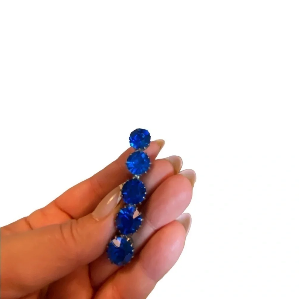 vintage  ART DECO era faceted blue sapphire paste crystal stone brooch